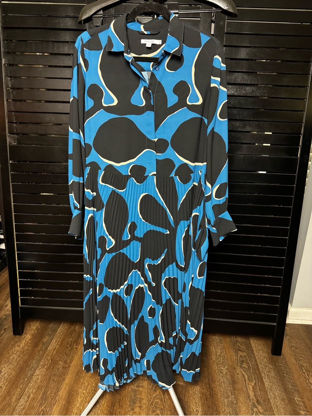 Chico's Blue, Black & Cream Abstract Pleated Shirt Dress